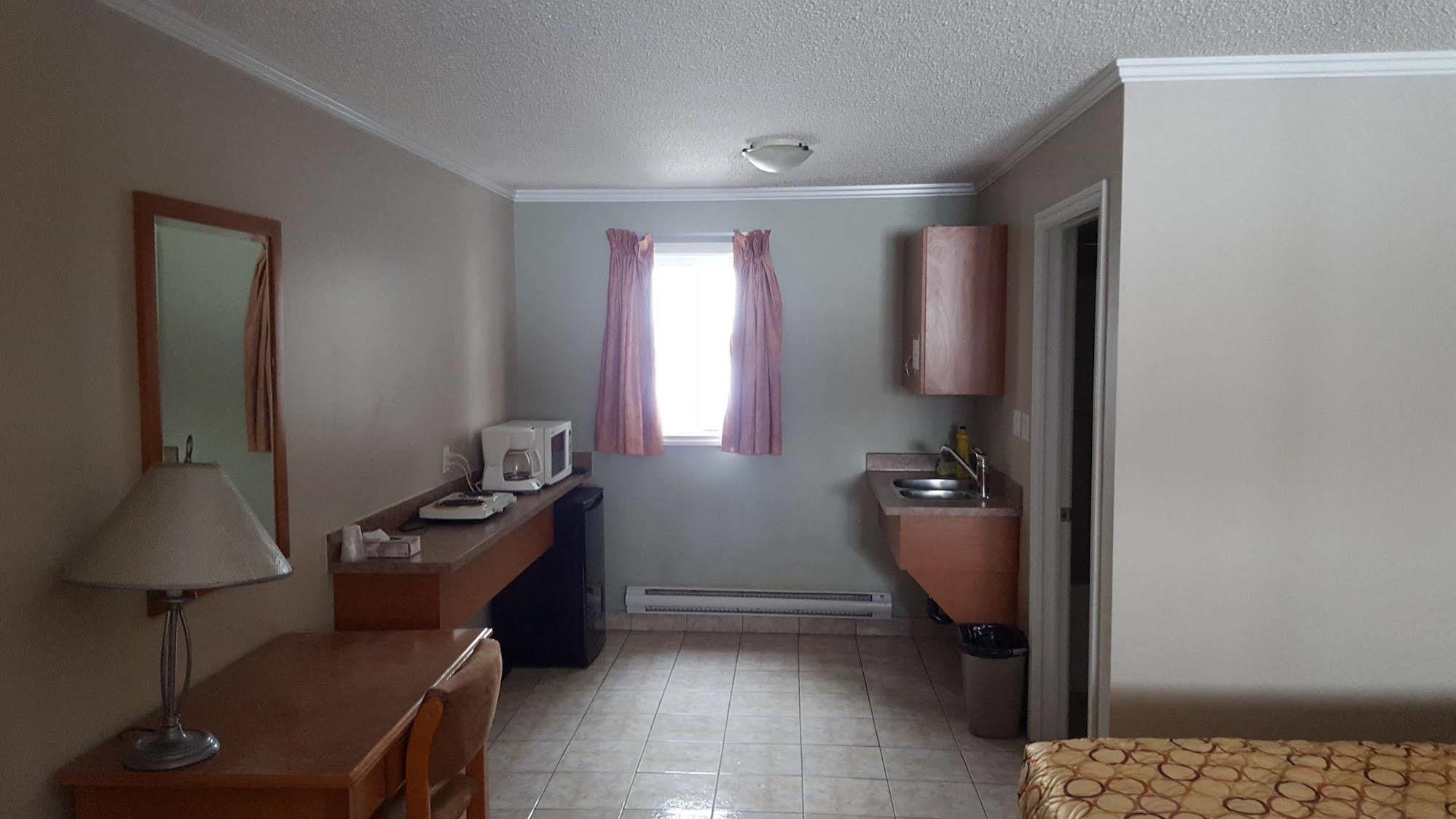 Aspen Motor Inn Drayton Valley Extérieur photo